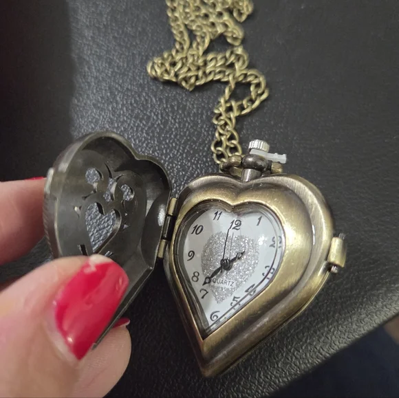 Bronze Heart Locket Pocket Watch Necklace - Picture 5 of 5
